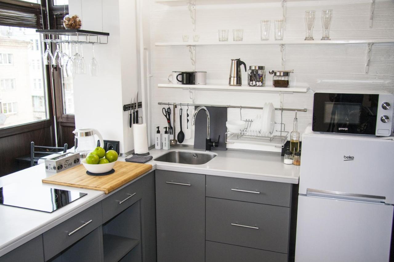 Black&white On Saksaganskogo Apartment *